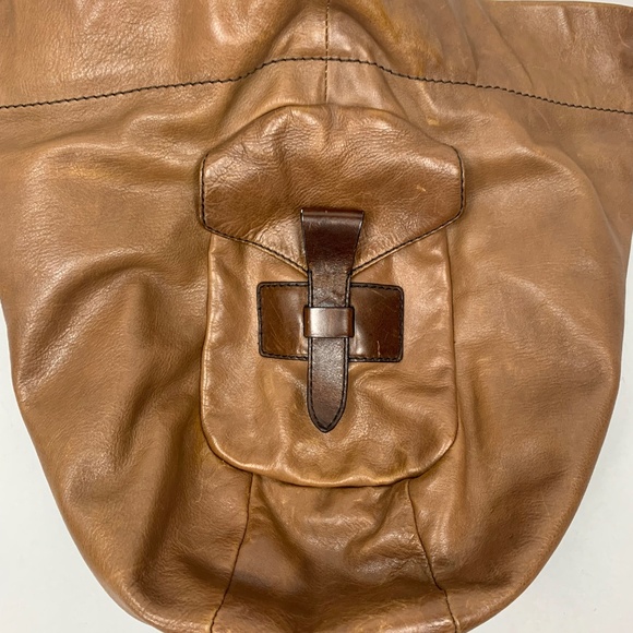 FRYE Leather Oversized Hobo Purse in Tan - Picture 11 of 15